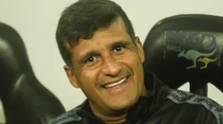 Foto: Gabriel Machado/AGIF - PR - CURITIBA - 08/10/2023 - BRASILEIRO A 2023, ATHLETICO-PR X BRAGANTINO - Wesley Caravalho tecnico do Athletico-PR durante partida contra o Bragantino no estadio Arena da Baixada pelo campeonato Brasileiro A 2023. Foto: Gabriel Machado/AGIF