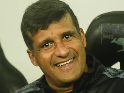 Wesley Carvalho é avisado sobre notícia de ÚLTIMA HORA no Athletico