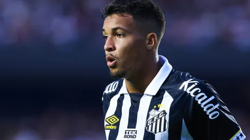 Marcello Zambrana/AGIF. Marcos Leonardo pode ser desfalque do Santos contra o Bragantino