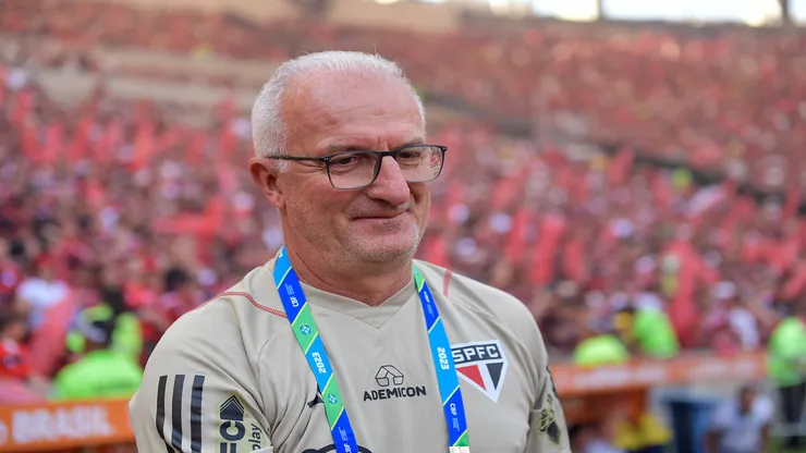 Dorival Júnior, técnico do São Paulo - Foto: Thiago Ribeiro/AGIF
