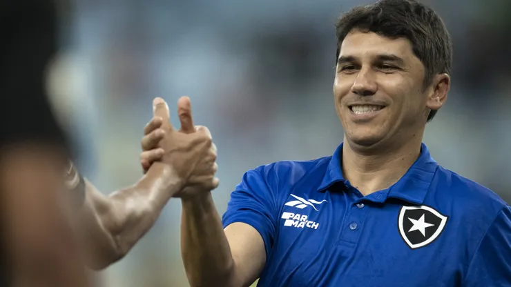 Foto: Jorge Rodrigues/AGIF - Lúcio Flávio durante jogo do Botafogo