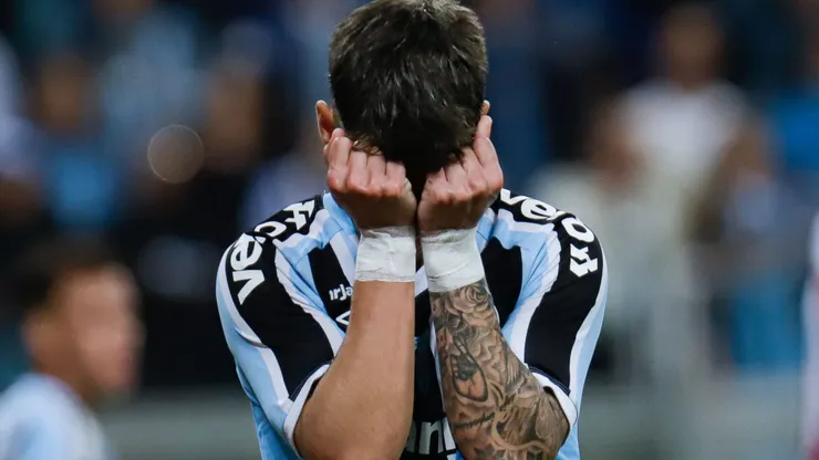 Foto: Maxi Franzoi/AGIF - Ferreira em partida pelo Brasileirão Série B | Grêmio x Náutico