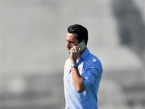 Edu Gaspar, do Arsenal, vai até o CT do Fluminense e chama atenção