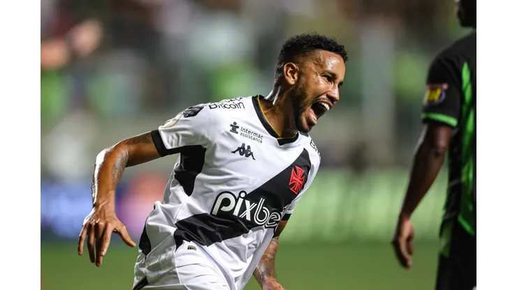 MG - BELO HORIZONTE - 25/09/2023 - BRASILEIRO A 2023, AMERICA-MG X VASCO - Jair jogador do Vasco comemora seu gol durante partida contra o America-MG no estadio Independencia pelo campeonato Brasileiro A 2023. Foto: Gilson Lobo/AGIF