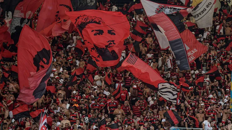 Flamengo usa inteligência artificial em post e torcedores criticam. Foto: Thiago Ribeiro/AGIF