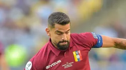 Foto: Thiago Ribeiro/AGIF - Rincón dá susto na torcida do Santos