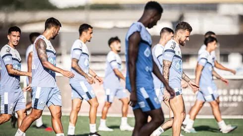 Foto: Raul Baretta/Santos FC - Dupla pode ser desfalque do Santos por conta do STJD