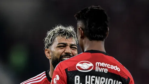 Flamengo ‘cobra’ empresários de Gabigol e +2 por renovações - Foto: Thiago Ribeiro/AGIF