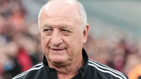 PR - CURITIBA - 02/09/2023 - BRASILEIRO A 2023, ATHLETICO-PR X ATLETICO-MG - Luiz Felipe Scolari, Felipao, tecnico do Atletico-MG durante partida contra o Athletico-PR no estadio Arena da Baixada pelo campeonato Brasileiro A 2023. Foto: Robson Mafra/AGIF