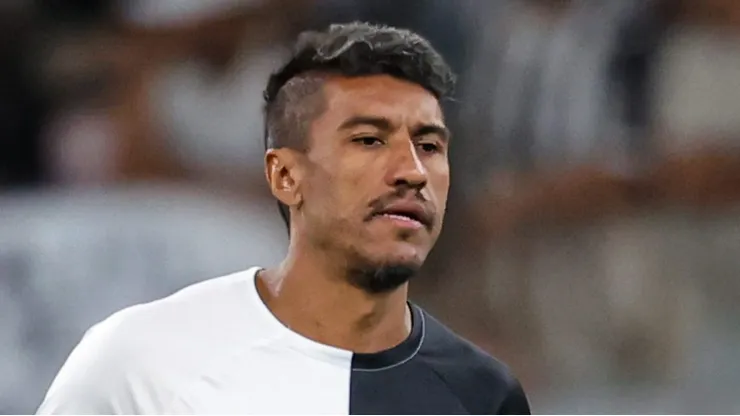 MG - BELO HORIZONTE - 17/05/2023 - COPA DO BRASIL 2023, ATLETICO-MG X CORINTHIANS - Paulinho jogador do Corinthians durante aquecimento antes da partida contra o Atletico-MG no estadio Mineirao pelo campeonato Copa do Brasil 2023. Foto: Gilson Junio/AGIF