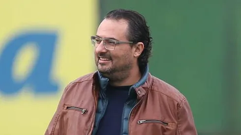 O presidente Mauricio Galiotte e o diretor de futebol Alexandre Mattos (E), da SE Palmeiras, durante treinamento, na Academia de Futebol.