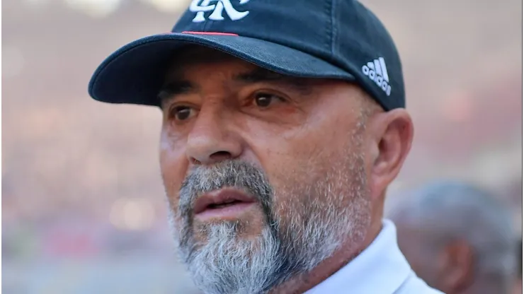 Foto: Thiago Ribeiro/AGIF - Nomes que não tinham chance com Sampaoli no Flamengo ganham atenção.