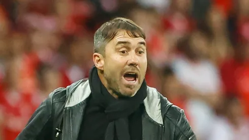 RS – PORTO ALEGRE – 04/10/2023 – LIBERTADORES 2023, INTERNACIONAL X FLUMINENSE – Eduardo Coudet jogador do Internacional durante partida contra o Fluminense no estadio Beira-Rio pelo campeonato Libertadores 2023. Foto: Luiz Erbes/AGIF