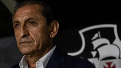 RJ - RIO DE JANEIRO - 07/10/2023 - BRASILEIRO A 2023, VASCO X SAO PAULO - Ramon Diaz tecnico do Vasco durante partida contra o Sao Paulo no estadio Sao Januario pelo campeonato Brasileiro A 2023. Foto: Thiago Ribeiro/AGIF