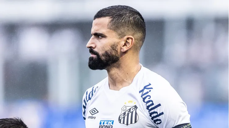Foto: Abner Dourado/AGIF - Rincón vem se destacando no Santos.