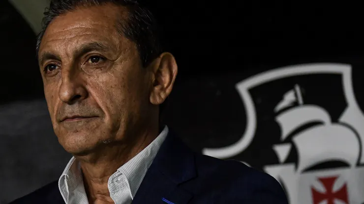Foto: Thiago Ribeiro/AGIF - Ramón Diáz: técnico vai mexer no time titular do Vasco