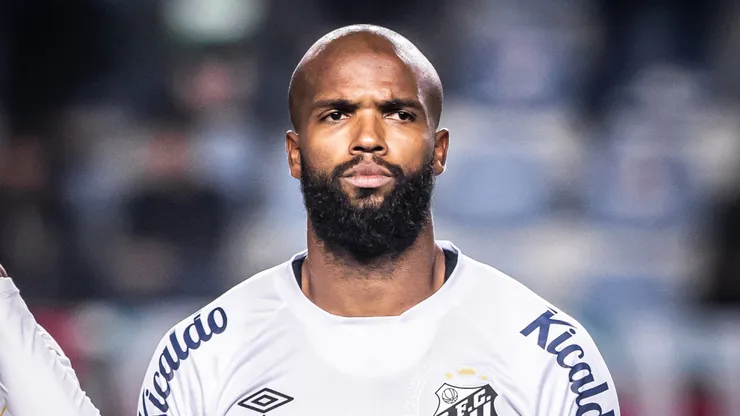 Messias tem contrato válido no Peixe até o fim de 2025 e hoje é reserva com Carille - Foto: Divulgação Flickr Santos/Raul Baretta