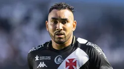 Foto: Abner Dourado/AGIF - Payet tenta livrar Vasco da zona