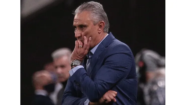 SP - Sao Paulo - 11/11/2021 - ELIMINATORIAS COPA DO MUNDO 2022, BRASIL X COLOMBIA - Tite tecnico do Brasil durante partida contra o Colombia no estadio Arena Corinthians pelo campeonato Eliminatorias Copa do Mundo 2022. Foto: Ettore Chiereguini/AGIF
