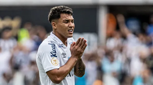 Marcos Leonardo tem contrato no Peixe até o fim de 2026