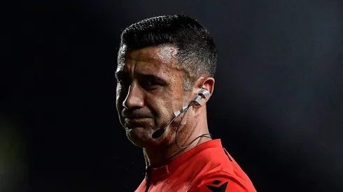 RJ - RIO DE JANEIRO - 07/10/2023 - BRASILEIRO A 2023, VASCO X SAO PAULO - O arbitro Braulio da Silva Machado durante partida entre Vasco e Sao Paulo no estadio Sao Januario pelo campeonato Brasileiro A 2023. Foto: Thiago Ribeiro/AGIF