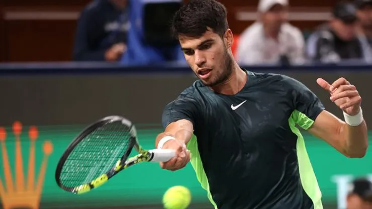 Alcaraz busca chegar às quartas de final de Xangai