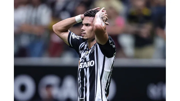 Foto: Gilson Lobo/AGIF - Derrota para o Coxa custou caro ao Galo