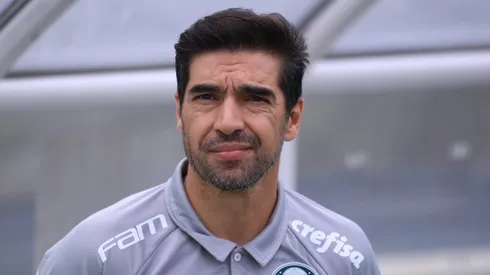 SP - BARUERI - 08/10/2023 - BRASILEIRO A 2023, PALMEIRAS X SANTOS - Abel Ferreira tecnico do Palmeiras durante partida contra o Santos no estadio Arena Barueri pelo campeonato Brasileiro A 2023. Foto: Marcello Zambrana/AGIF