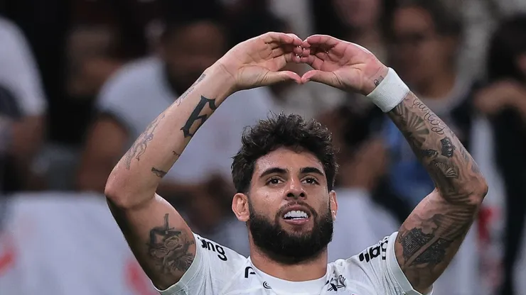 SP - SAO PAULO - 18/09/2023 - BRASILEIRO A 2023, CORINTHIANS X GREMIO - Yuri Alberto jogador do Corinthians comemora seu gol durante partida contra o Gremio no estadio Arena Corinthians pelo campeonato Brasileiro A 2023. Foto: Ettore Chiereguini/AGIF