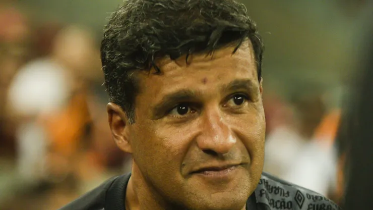 PR - CURITIBA - 21/09/2023 - BRASILEIRO A 2023, ATHLETICO-PR X INTERNACIONAL - Wesley Carvalho tecnico do Athletico-PR durante partida contra o Internacional no estadio Arena da Baixada pelo campeonato Brasileiro A 2023. Foto: Gabriel Machado/AGIF