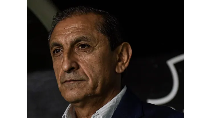 RJ - RIO DE JANEIRO - 07/10/2023 - BRASILEIRO A 2023, VASCO X SAO PAULO - Ramon Diaz tecnico do Vasco durante partida contra o Sao Paulo no estadio Sao Januario pelo campeonato Brasileiro A 2023. Foto: Thiago Ribeiro/AGIF