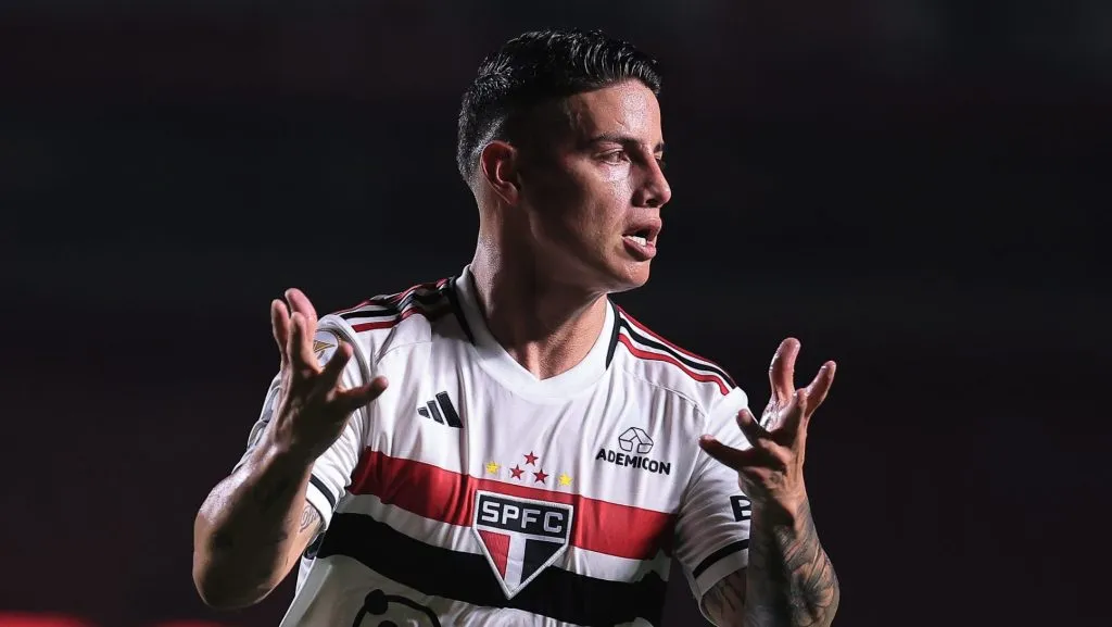 Foto: Ettore Chiereguini/AGIF – James Rodriguez jogador do Sao Paulo durante partida contra o Fortaleza no estadio Morumbi pelo campeonato Brasileiro A 2023.