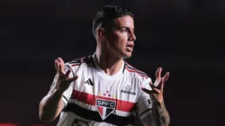Foto: Ettore Chiereguini/AGIF - James Rodriguez jogador do Sao Paulo durante partida contra o Fortaleza no estadio Morumbi pelo campeonato Brasileiro A 2023.