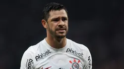 SP - SAO PAULO - 26/04/2023 - COPA DO BRASIL 2023, CORINTHIANS X REMO - Giuliano jogador do Corinthians lamenta chance perdida durante partida contra o Remo no estadio Arena Corinthians pelo campeonato Copa do Brasil 2023. Foto: Marcello Zambrana/AGIF