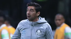 Foto: Ettore Chiereguini/AGIF - Abel Ferreira tecnico do Palmeiras durante partida contra o Boca Juniors no estadio Arena Allianz Parque pelo campeonato Libertadores 2023.