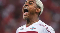 RS - PORTO ALEGRE - 04/10/2023 - LIBERTADORES 2023, INTERNACIONAL X FLUMINENSE - John Kennedy jogador do Fluminense comemora seu gol durante partida contra o Internacional no estadio Beira-Rio pelo campeonato Libertadores 2023. Foto: Maxi Franzoi/AGIF