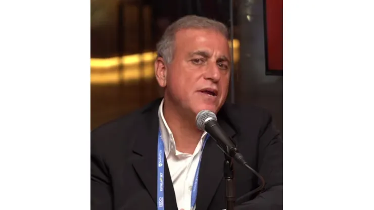 André Cury trabalha incessantemente para fechar contratação de Vitor Roque para Palmeiras - Foto: Reprodução Charla Podcast/YouTube