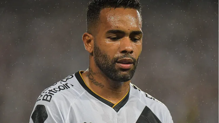 RJ - RIO DE JANEIRO - 02/07/2023 - BRASILEIRO A 2023, BOTAFOGO X VASCO - Alex Teixeira jogador do Vasco durante partida contra o Botafogo no estadio Engenhao pelo campeonato Brasileiro A 2023. Foto: Thiago Ribeiro/AGIF