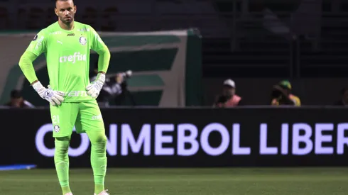 Weverton em ação na Libertadores. Foto: Marcello Zambrana/AGIF