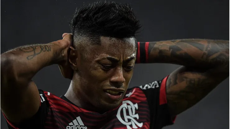 RJ - Rio de Janeiro - 29/05/2022 - BRASILEIRO A 2022, FLUMINENSE X FLAMENGO - Bruno Henrique jogador do Flamengo lamenta chance perdida durante partida contra o Fluminense no estadio Maracana pelo campeonato Brasileiro A 2022. Foto: Thiago Ribeiro/AGIF
