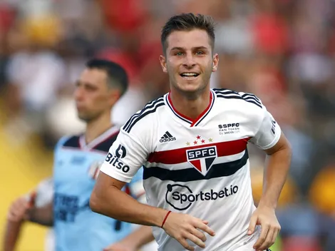 Soltou o verbo, não quis nem saber: Galoppo, do São Paulo, ESCULACHA gramado de estádio do Palmeiras e viraliza