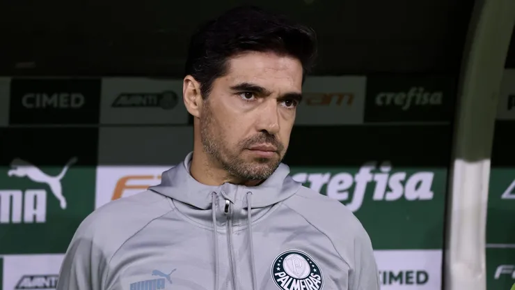 SP - SAO PAULO - 14/08/2023 - BRASILEIRO A 2023, PALMEIRAS X CRUZEIRO - Abel Ferreira tecnico do Palmeiras durante partida contra o Cruzeiro no estadio Arena Allianz Parque pelo campeonato Brasileiro A 2023. Foto: Marcello Zambrana/AGIF