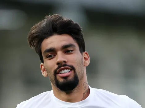 Paquetá dá aula que impressiona ingleses e torcida do Flamengo fica revoltada com colega