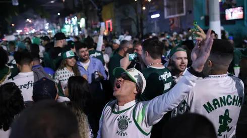 Foto: Ettore Chiereguini/AGIF - Torcida do Palmeiras faz a festa na Barra Funda