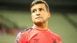 CE - FORTALEZA - 09/07/2023 - BRASILEIRO A 2023, FORTALEZA X ATHLETICO-PR - Wesley Carvalho tecnico do Athletico-PR durante partida contra o Fortaleza no estadio Arena Castelao pelo campeonato Brasileiro A 2023. Foto: Lucas Emanuel/AGIF