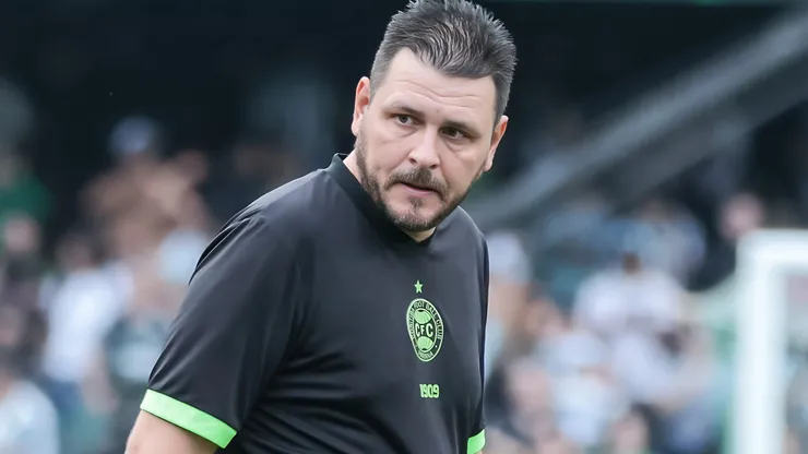 Kosloski não mede palavras e manda a real sobre situação do Coritiba no Brasileirão