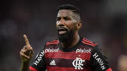 Foto: Thiago Ribeiro/AGIF - Time de Rodinei quer uma peça do Flamengo.