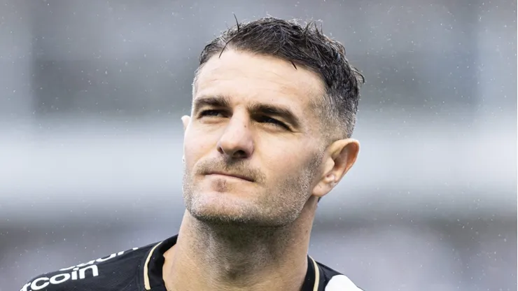 SP - SANTOS - 01/10/2023 - BRASILEIRO A 2023, SANTOS X VASCO - Vegetti jogador do Vasco durante partida contra o Santos no estadio Vila Belmiro pelo campeonato Brasileiro A 2023. Foto: Abner Dourado/AGIF