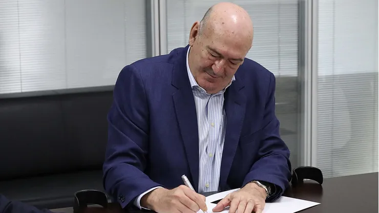 R$ 42 milhões, Rueda CONSEGUIU: Santos FECHA negócio que assombrava o Clube e paga TUDO