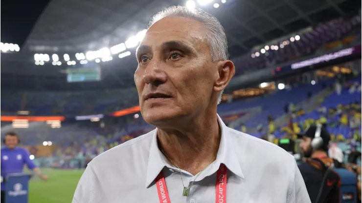 DOHA, QATAR - DECEMBER 05: Adenor Leonardo Bacchi, Head Coach of Brazil, acknowledges the fans prior to the FIFA World Cup Qatar 2022 Round of 16 match between Brazil and South Korea at Stadium 974 on December 05, 2022 in Doha, Qatar. (Photo by Buda Mendes/Getty Images)